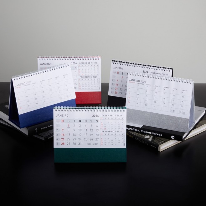 Calendário de Mesa 2024 Personalizado Calendário de Mesa 2024 Personalizado