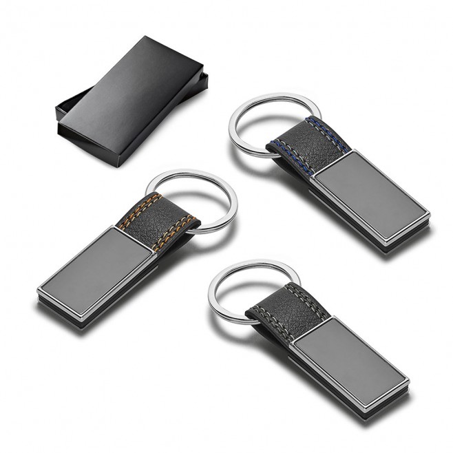 Chaveiro de Metal Com Couro Personalizado Com Nome Chaveiro de Metal Com Couro Personalizado Com Nome