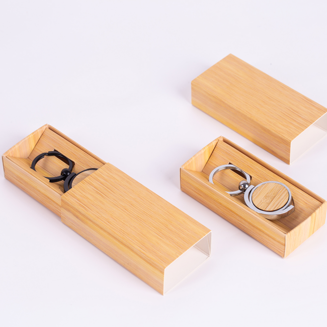 Chaveiro em Metal e Bambu Personalizado Chaveiro em Metal e Bambu Personalizado