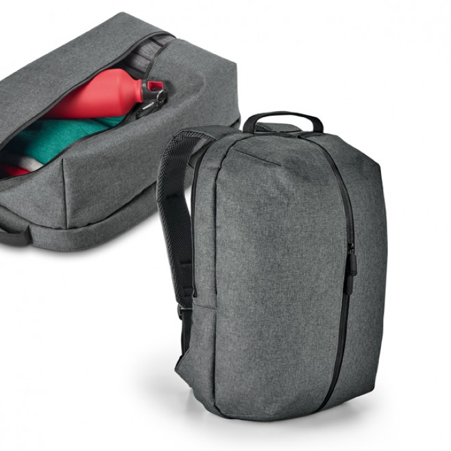 Mochila Com Logotipo Gravado em Transfer Mochila Com Logotipo Gravado em Transfer