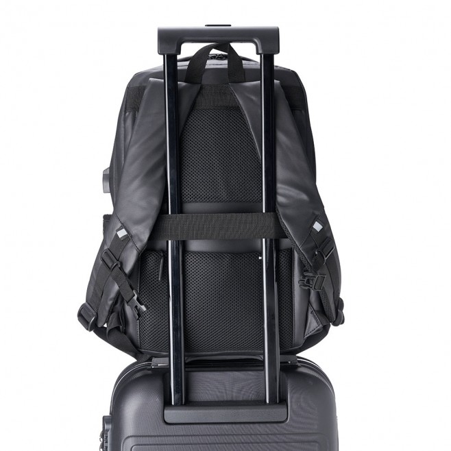 Mochila Couro Sintético USB 20 Litros Personalizada Mochila Couro Sintético USB 20 Litros Personalizada