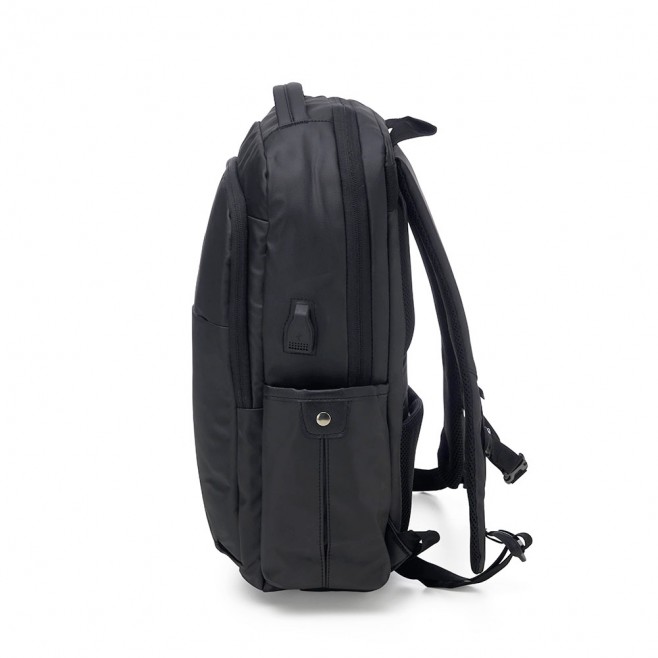 Mochila Couro Sintético USB 20 Litros Personalizada Mochila Couro Sintético USB 20 Litros Personalizada